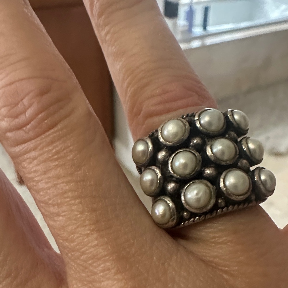 Vintage-Inspired Silver Pearl Ring